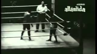 Carlson Gracie vs Waldemar Santana 1955 [upl. by Haididej]